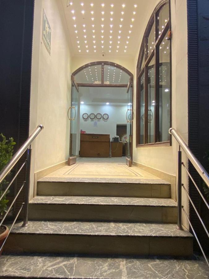 Lavi Hotel Hari Darshan - 10 Meter From Golden Temple Amritsar Exterior foto