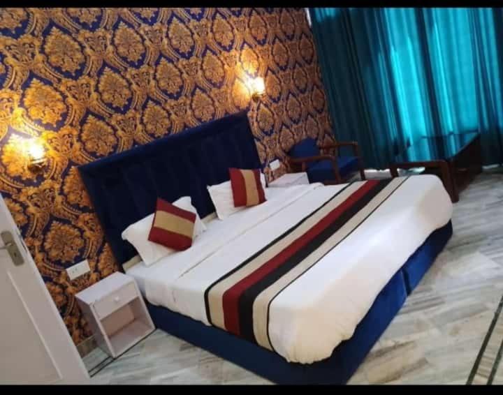 Lavi Hotel Hari Darshan - 10 Meter From Golden Temple Amritsar Exterior foto